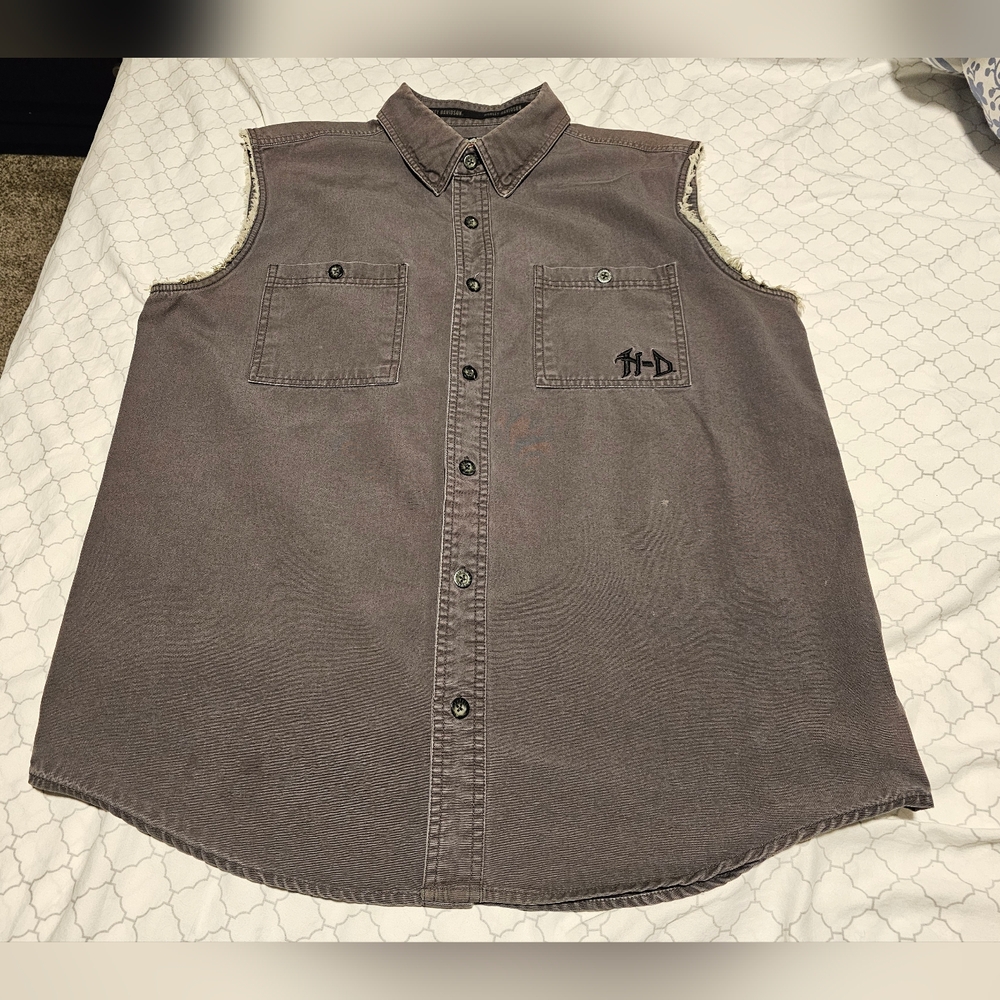 Harley-Davidson Sleeveless Grey Button Down Shirt